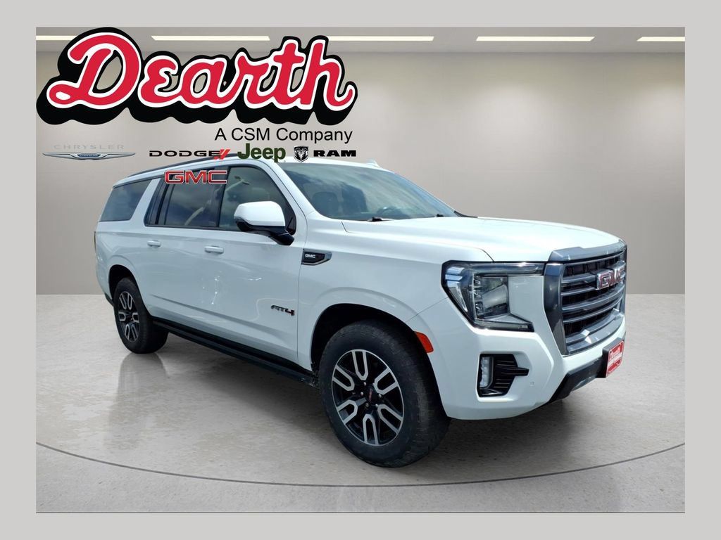 Used 2022 GMC Yukon XL AT4 AWD/4WD image 1