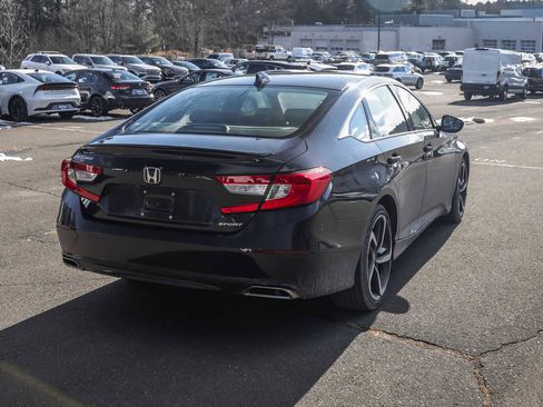 Used 2022 Honda Accord Sport image 4