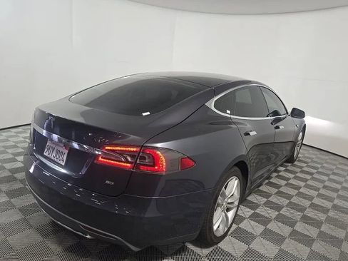 Used 2015 Tesla Model S 85 RWD image 2