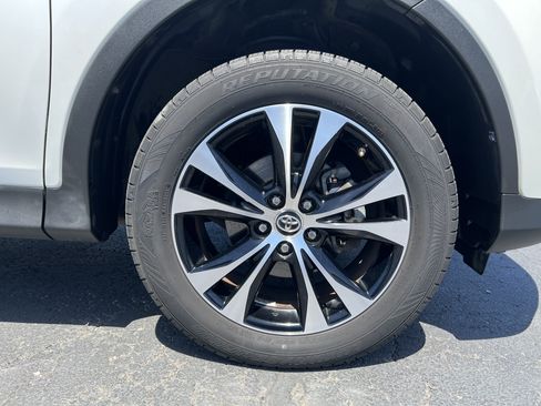 Used 2015 Toyota RAV4 Limited w/ Technology Package AWD/4WD image 11
