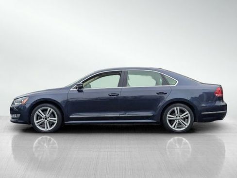Used 2015 Volkswagen Passat 1.8T SE image 7