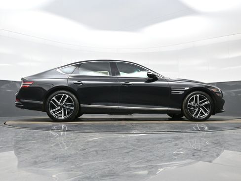 Certified 2026 Genesis G80 2.5T Advanced image 35