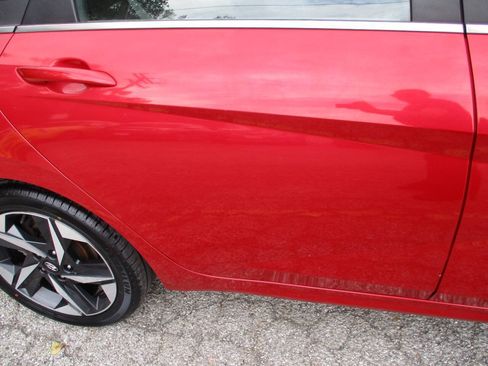 Used 2021 Hyundai Elantra SEL w/ Convenience + Premium Package FWD image 20