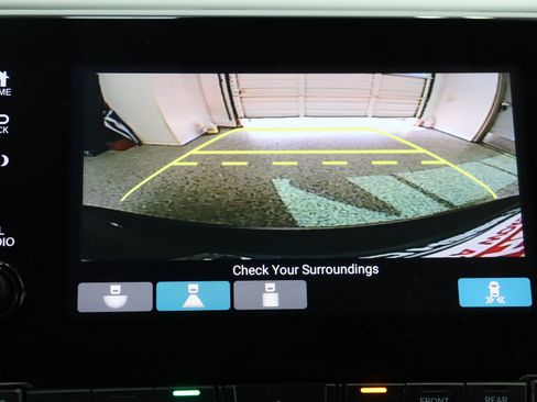 Used 2018 Honda Odyssey EX image 21