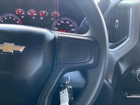 Used 2020 Chevrolet Silverado 1500 Custom w/ Custom Value Package RWD image 23