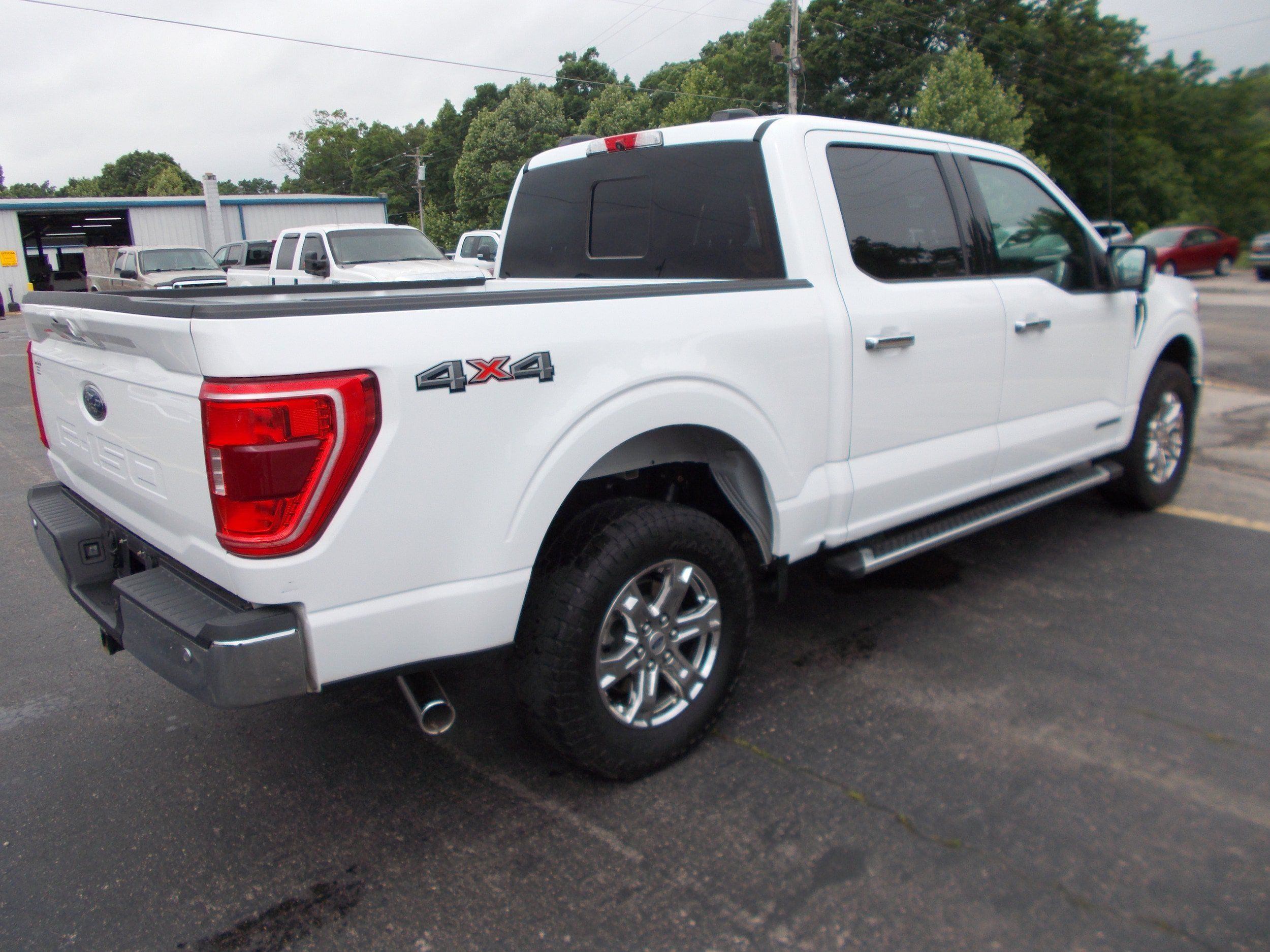 Used 2022 Ford F150 XLT w/ Equipment Group 302A High AWD/4WD image 3