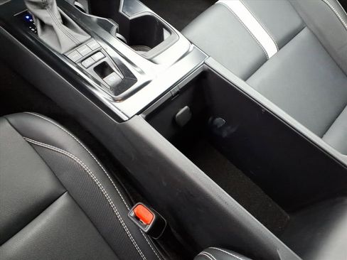 Used 2025 Toyota Camry SE image 24