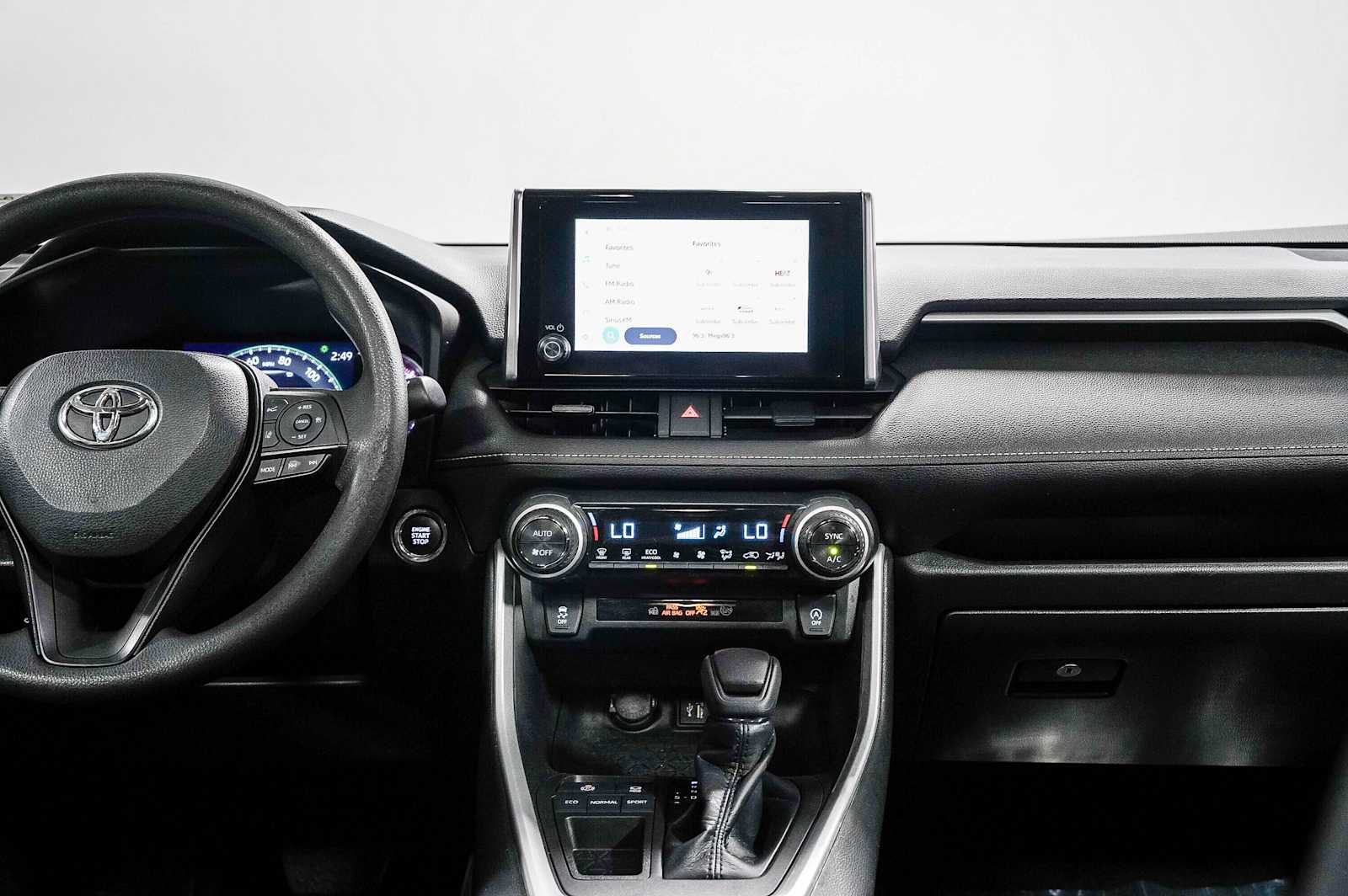 Certified 2023 Toyota RAV4 XLE w/ Convenience Package FWD image 13