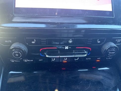 Used 2024 Jeep Grand Cherokee Altitude image 16