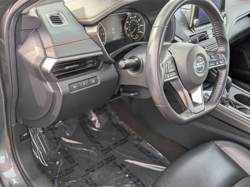 Used 2022 Nissan Altima 2.5 SR image 16