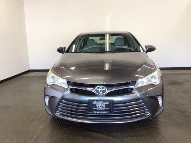 Used 2017 Toyota Camry LE FWD image 2