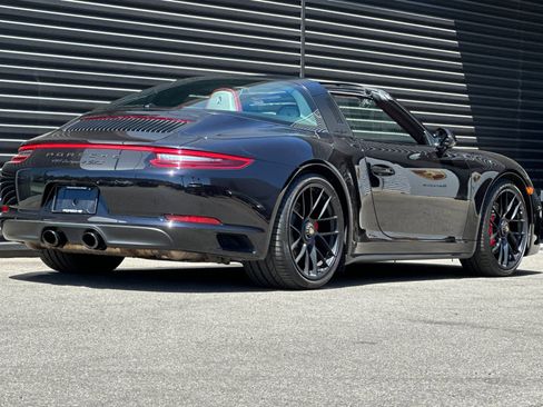 Used 2017 Porsche 911 Targa 4 GTS AWD/4WD image 8