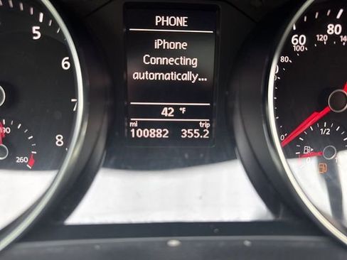 Used 2018 Volkswagen Passat 3.6 image 8