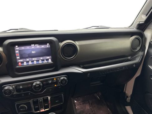 Used 2019 Jeep Wrangler Unlimited Sport S AWD/4WD image 52