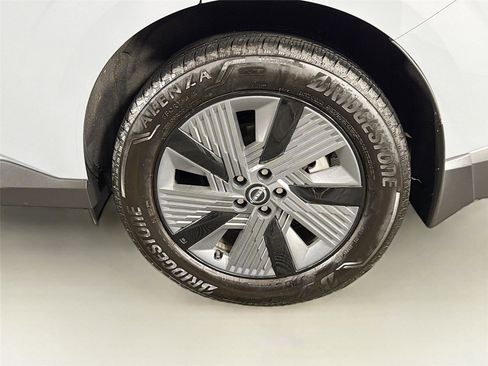 Used 2025 Nissan Murano SL AWD/4WD image 35