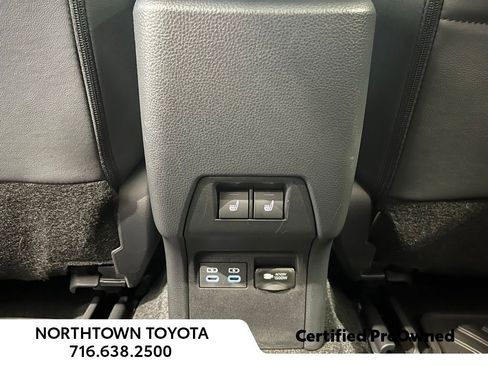 Used 2024 Toyota Prius Prime Premium image 24