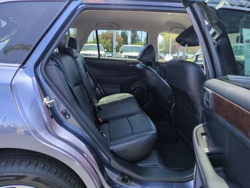 Used 2015 Subaru Outback 2.5i Limited AWD/4WD image 29