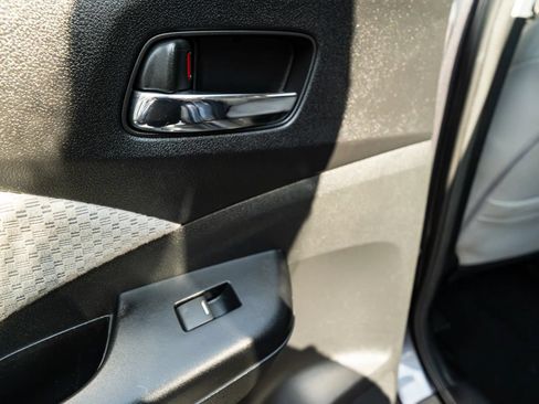 Used 2016 Honda CR-V EX image 23