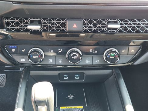 Certified 2023 Honda Accord Touring image 22