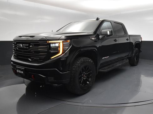 Used 2022 GMC Sierra 1500 AT4X AWD/4WD image 2