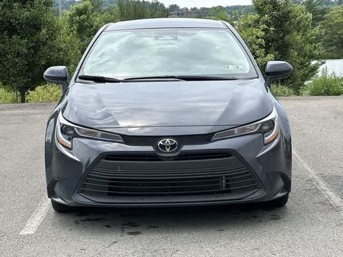 Used 2026 Toyota Corolla LE FWD image 19