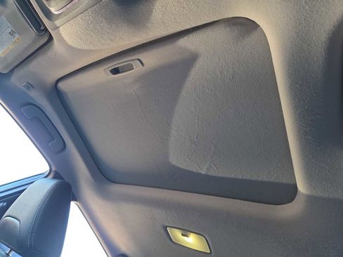 Used 2023 Toyota Corolla Cross XLE w/ Convenience Package image 20