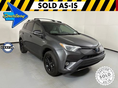 Used 2016 Toyota RAV4 XLE image 1