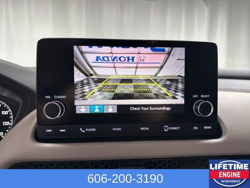 Used 2025 Honda HR-V LX image 20
