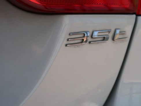 Used 2017 Jaguar XE First Edition image 54