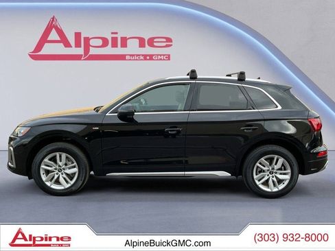 Used 2023 Audi Q5 2.0T Premium w/ Convenience Package image 2