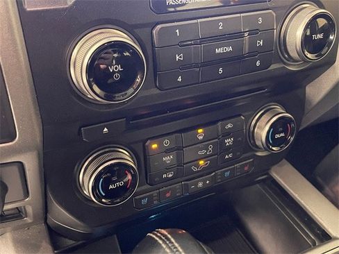 Certified 2017 Ford F150 Raptor w/ Equipment Group 802A Luxury image 8