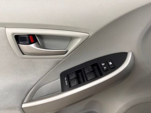 Used 2014 Toyota Prius Three FWD image 30