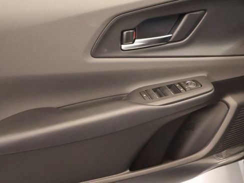 New 2027 Toyota Prius XLE FWD image 10