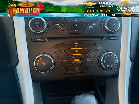 Used 2015 Ford Fusion SE image 25