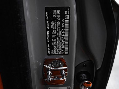 Used 2026 Rolls-Royce Cullinan AWD/4WD image 50