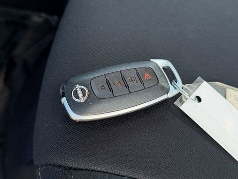 Used 2024 Nissan Sentra SV image 31