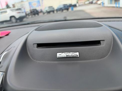 Used 2014 Ford Escape Titanium w/ Equipment Group 401A AWD/4WD image 37