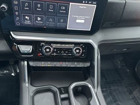 Used 2024 GMC Sierra 2500 Denali w/ Technology Package image 27