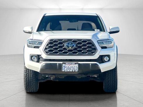 Used 2022 Toyota Tacoma TRD Off-Road image 8