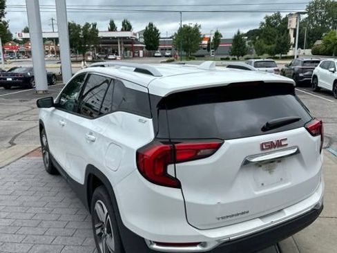Used 2019 GMC Terrain SLT w/ Preferred Package FWD image 11