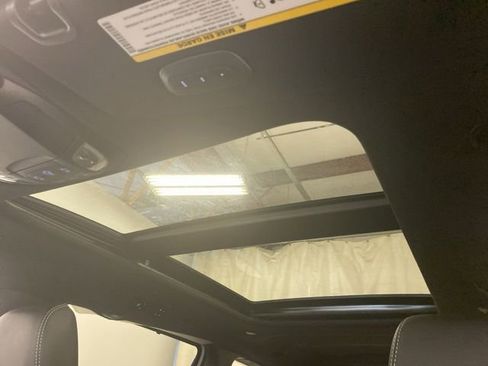 New 2026 Chrysler Pacifica Select image 18