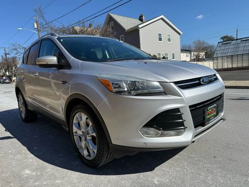 Used 2014 Ford Escape Titanium w/ Equipment Group 401A AWD/4WD image 9