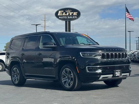 Used 2024 Jeep Wagoneer Series II w/ Flexible Seating Group AWD/4WD image 1