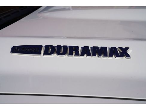 Used 2017 Chevrolet Silverado 3500 LTZ AWD/4WD image 8