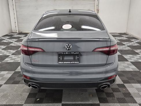 Used 2024 Volkswagen Jetta GLI 40th Anniversary Edition image 4