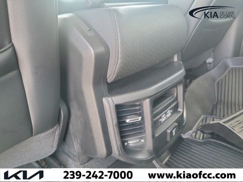 Used 2022 RAM 1500 Laramie AWD/4WD image 15