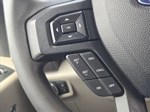 Used 2018 Ford F150 XLT RWD image 25