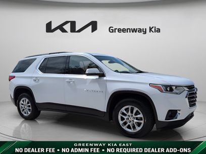 Used 2021 Chevrolet Traverse LT