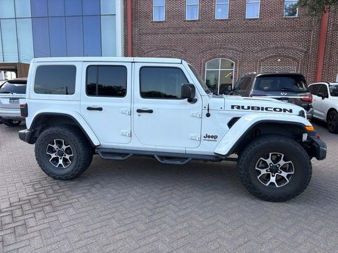 Used 2020 Jeep Wrangler Unlimited Rubicon AWD/4WD image 4