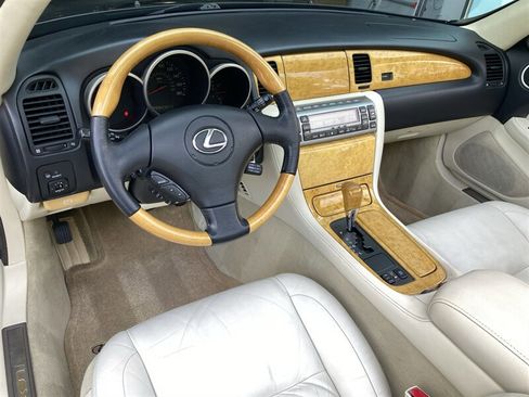 Used 2003 Lexus SC 430 Convertible RWD image 17